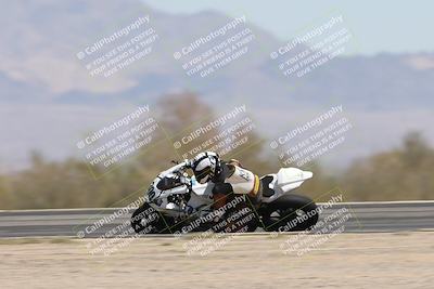 media/Apr-20-2025-CVMA (Sun) [[39090e8767]]/Race 9-Formula LW Twins Shootout/